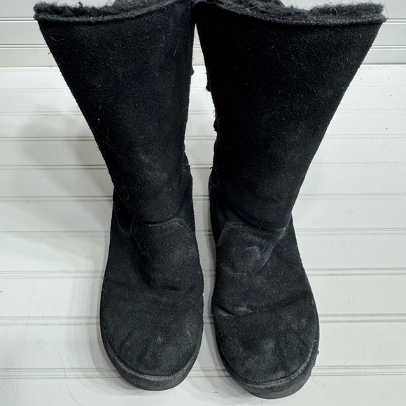 Bearpaw Black Suede Winter Snow Boots Buckle Detail Size 8 - Picture 2 of 5